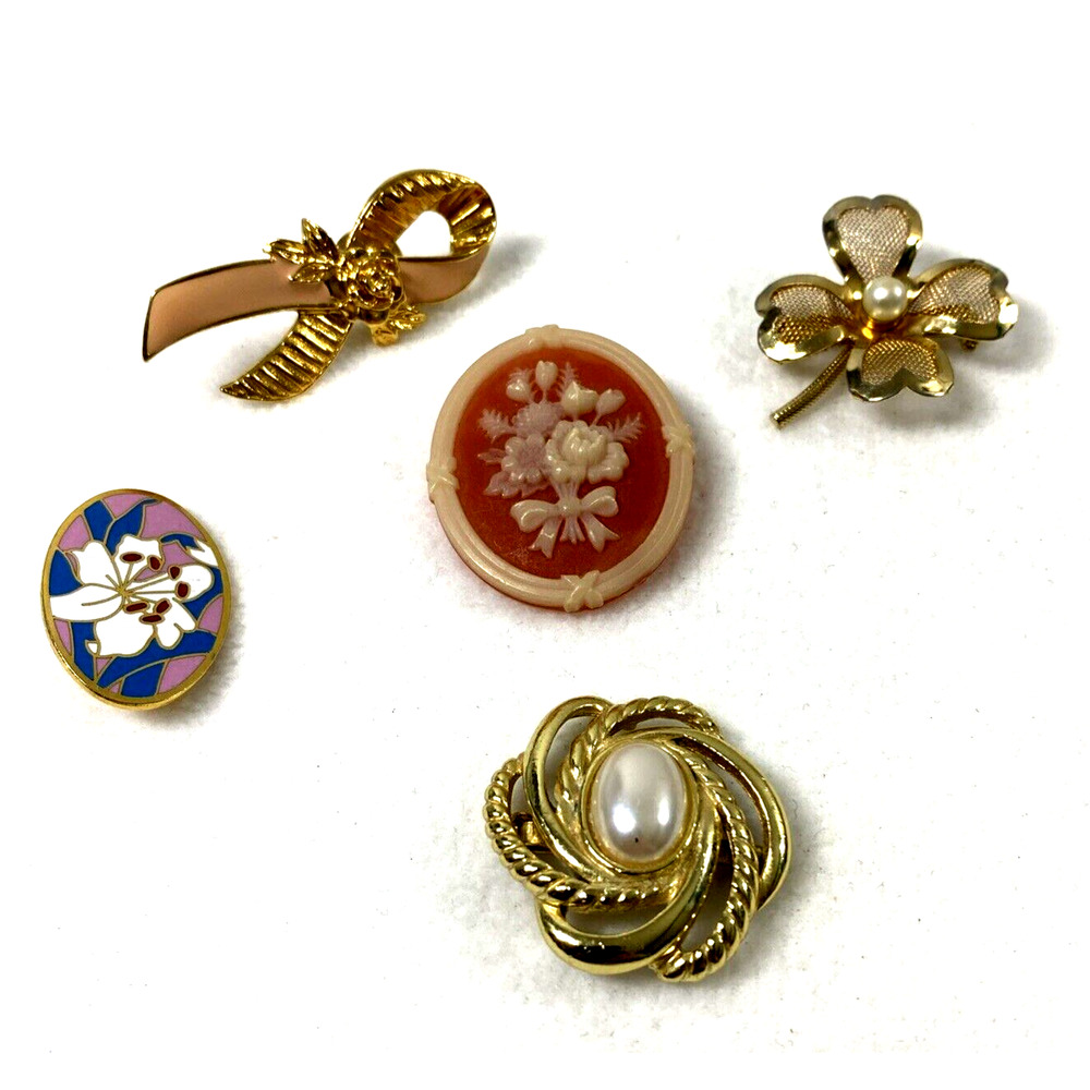 Lot‎ of 5 Pin Brooches Womens Clover Floral Faux Pearl Avon Cora Jewelry Gift